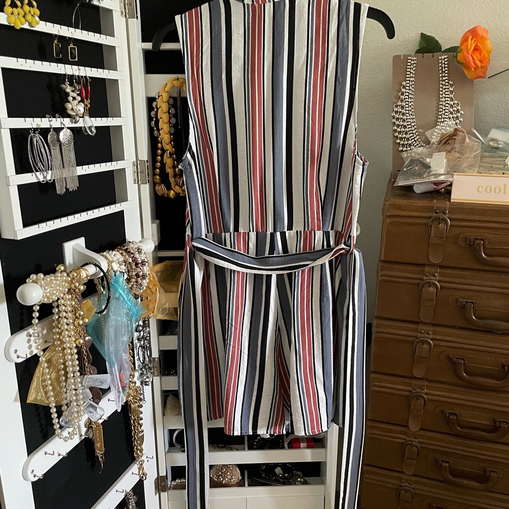 Striped Romper - Picture 3 of 3